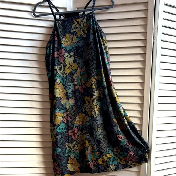 Prana Floral Halter Built-In Bra🦚 - Picture 2 of 9